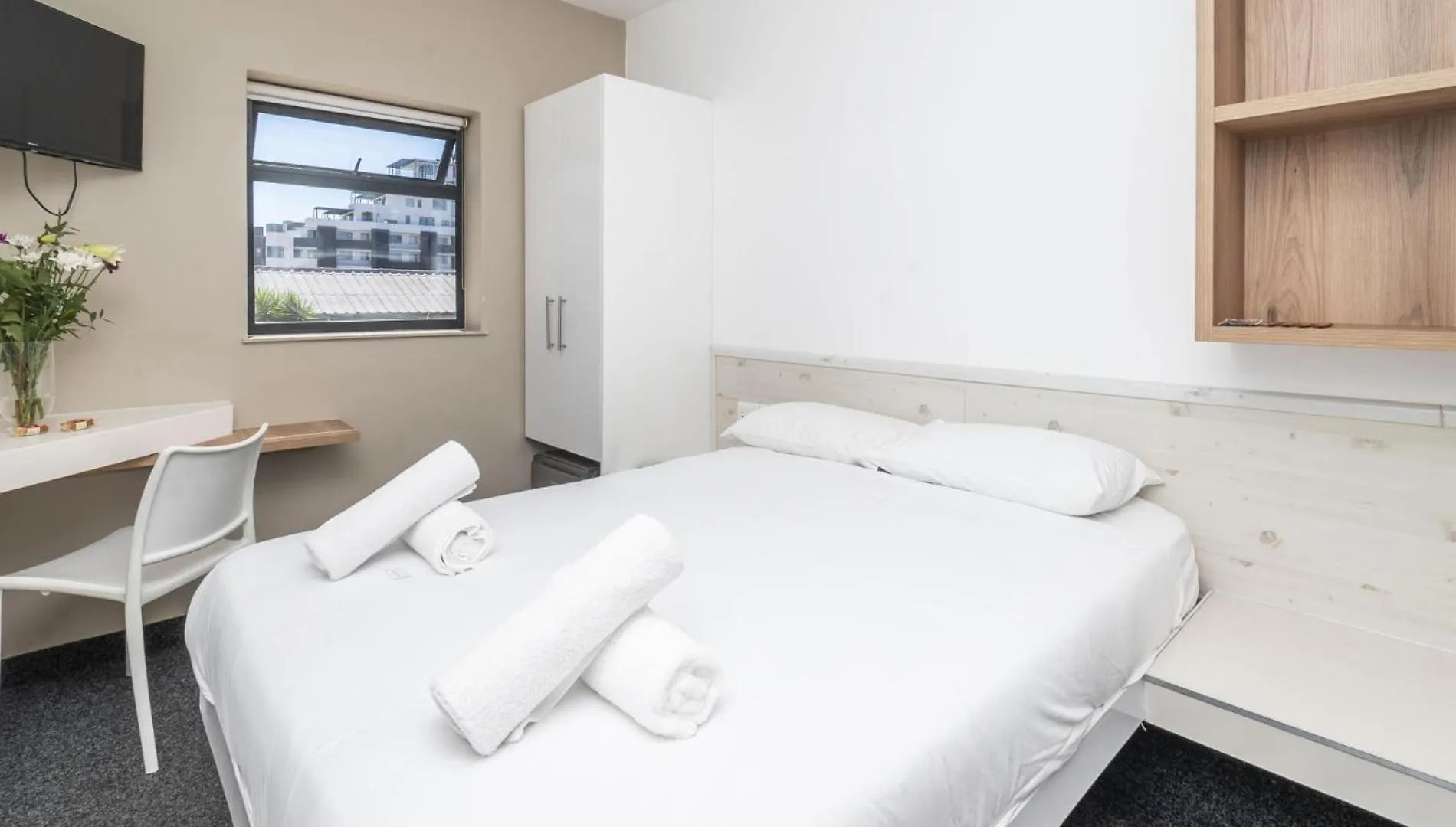 アパート Metropole Private Room In Shared Space ケープタウン 南アフリカ